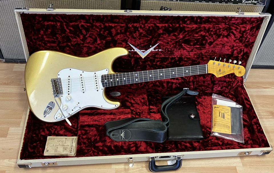 2022 Fender Stratocaster Custom Shop 64 Reissue.